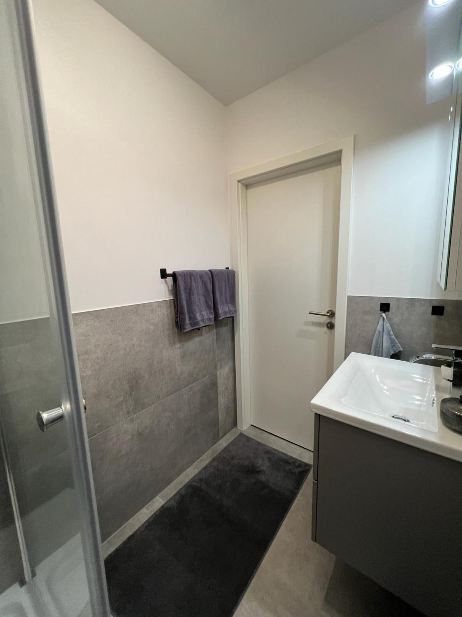 סלה W&D Living - Fewo Kleines Italien Mit Parkplatz Und Balkon מראה חיצוני תמונה