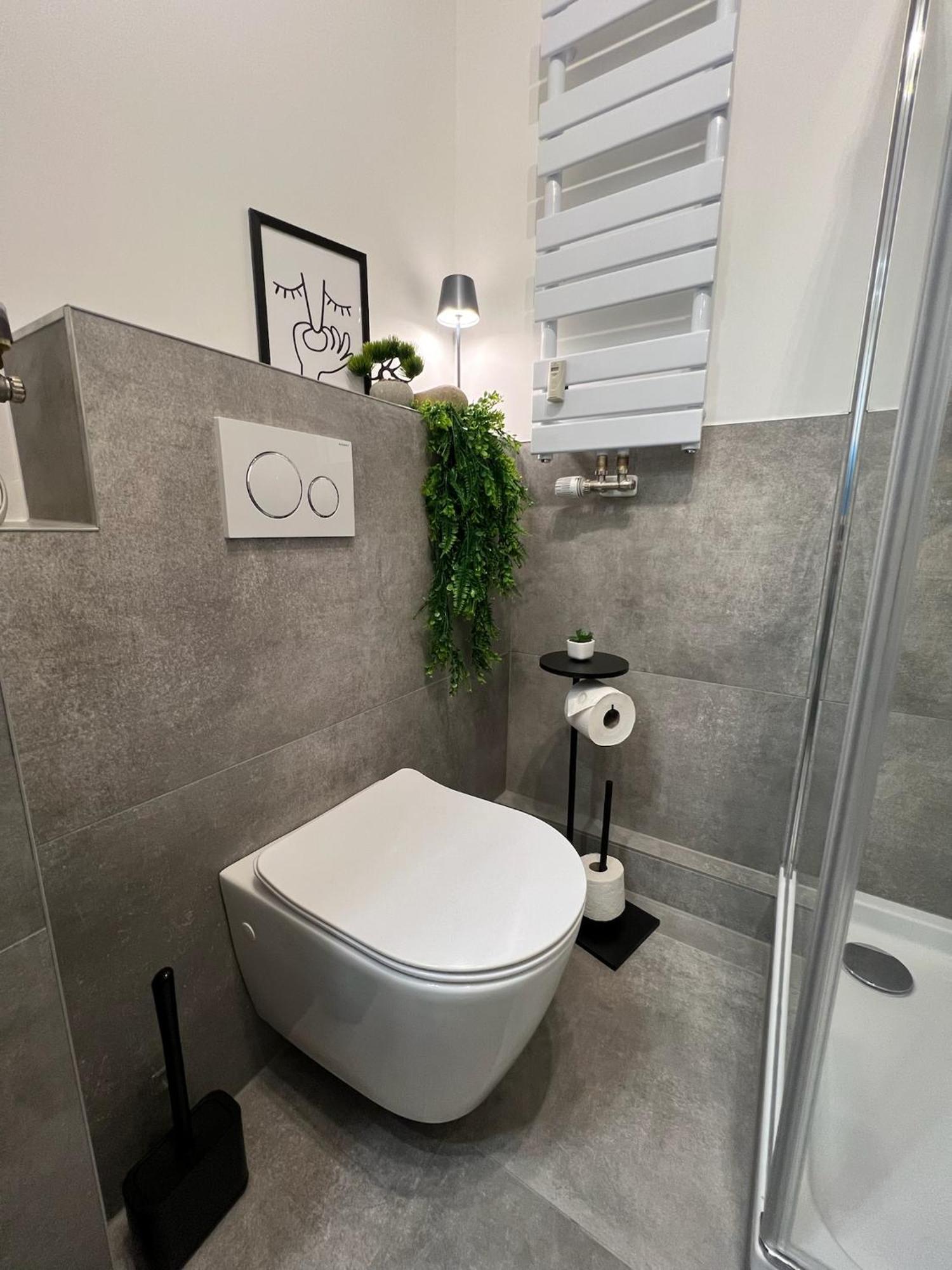 סלה W&D Living - Fewo Kleines Italien Mit Parkplatz Und Balkon מראה חיצוני תמונה