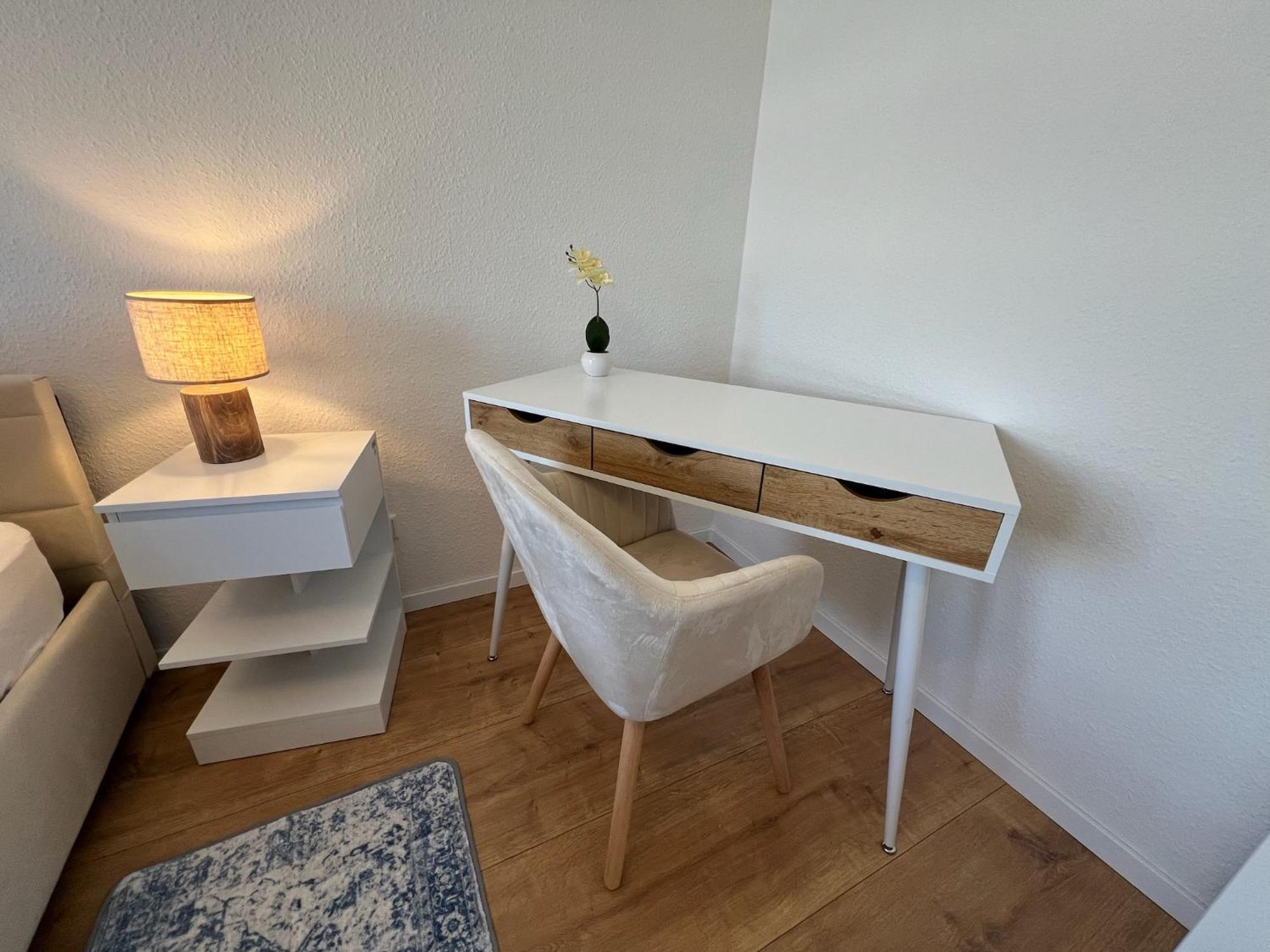 סלה W&D Living - Fewo Kleines Italien Mit Parkplatz Und Balkon מראה חיצוני תמונה