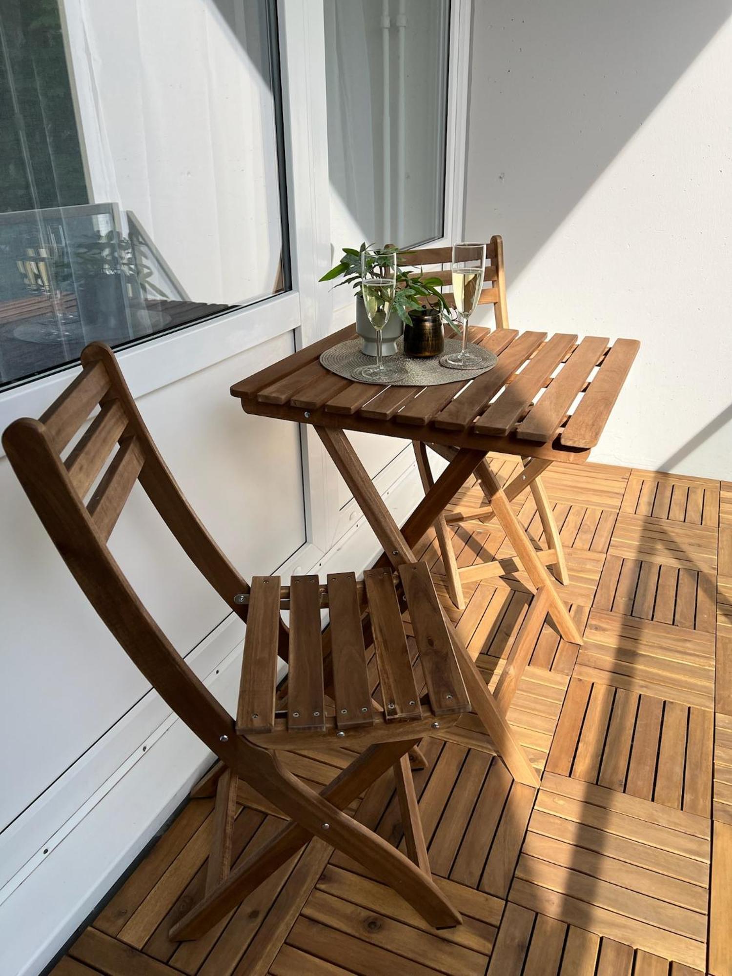 סלה W&D Living - Fewo Kleines Italien Mit Parkplatz Und Balkon מראה חיצוני תמונה
